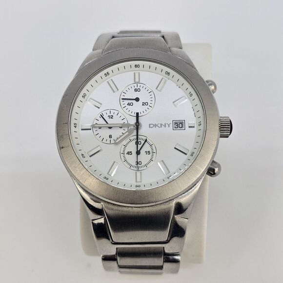 DKNY Men's Watch 38MM Gray Dial Date Gray Bracelet Band 6" New Battery - Picture 1 of 12